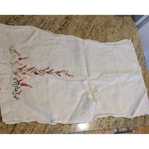 Finished Needlework Red Pink Lupines Embroidered Linen Tea Towel - Picture 6 of 10